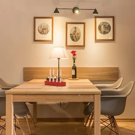 Apartament Avanti Roma 公寓